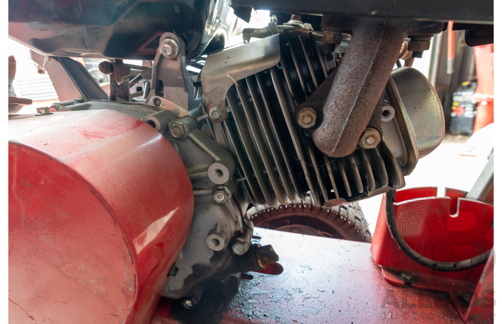 Four Stroke 15 Hp Hand Controlled Trencher