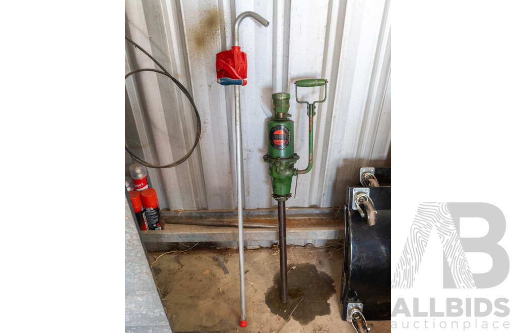 Vintage Penrite 60 Litre Drum Pump with 205 Litre Hand Pump