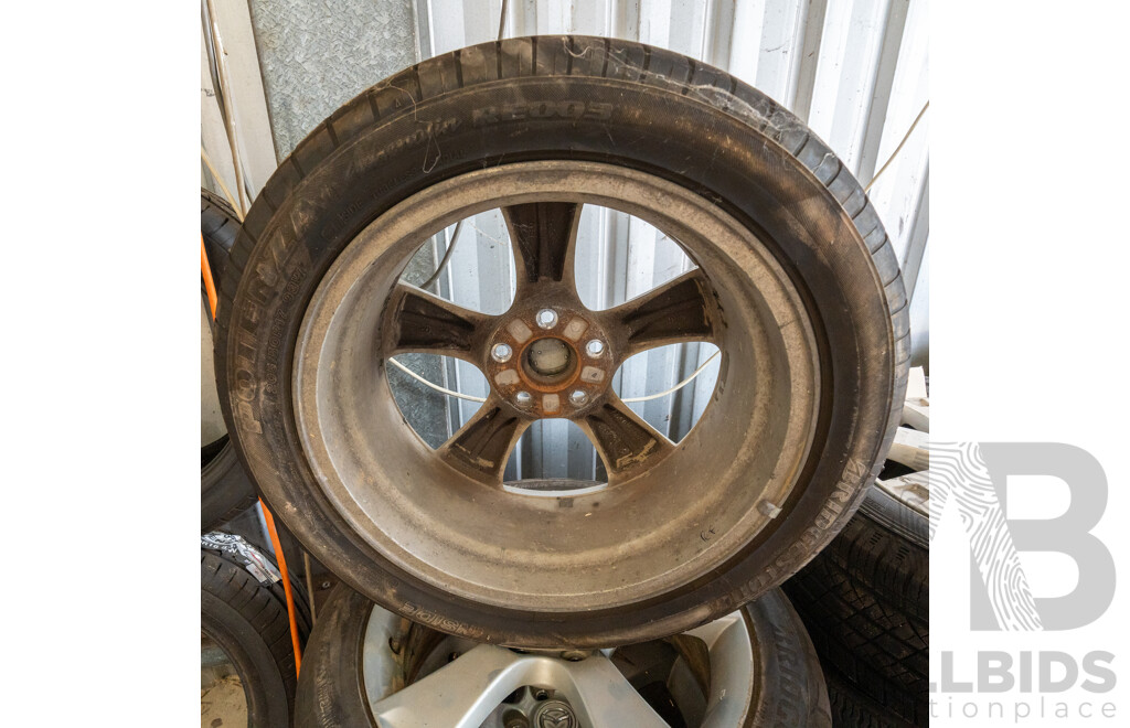 Set of Four 17 Inch Mazda Wheels 55114.3