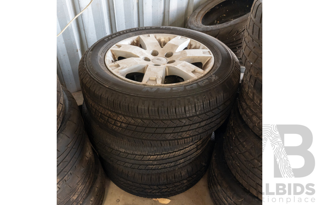 Set of Three Ford Falcon/Territory 235/60/17 Alloy Wheels