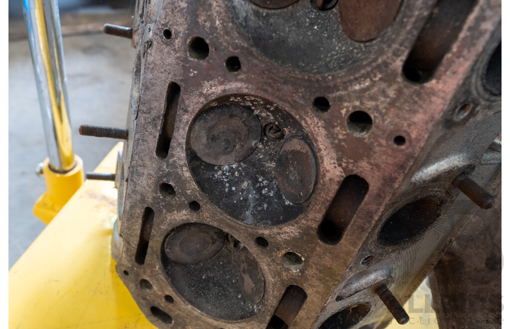 Alfa Romeo Engine Block and Partial Cylinder Head DOHC, Suits Wrennmax