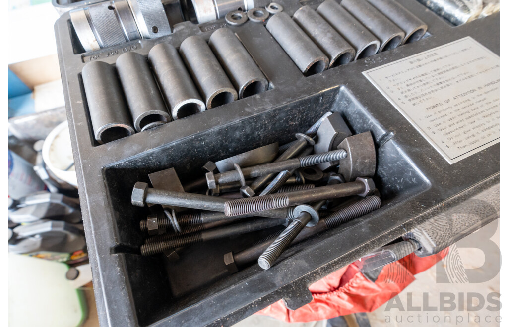 Near Complete Bearing Installation Kit