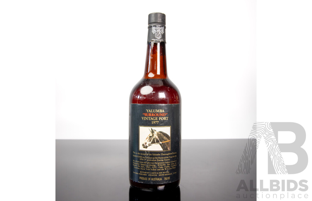 Set of Five Consecutive Yalumba Thoroughbred Series Vintage Port, 1976-1980 Togeather with Cased Mr Pickwicks Port