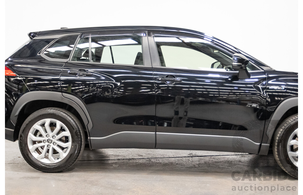09/2022 Toyota Corolla Cross GX Hybrid MXGH10R 4D Wagon Eclipse Black 2.0L - 146kW Hybrid