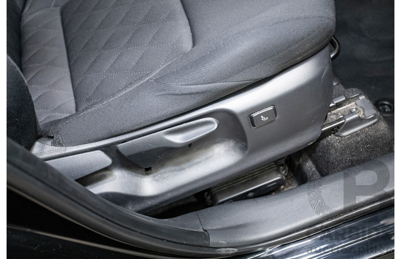 09/2022 Toyota Corolla Cross GX Hybrid MXGH10R 4D Wagon Eclipse Black 2.0L - 146kW Hybrid