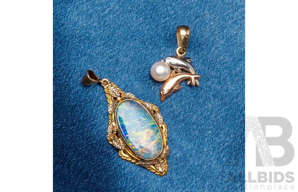 Vintage 9ct Yellow Gold Oval Opal Pendant and 9ct 3-Tone Dolphin Pendant with Pearl - 3.79gms