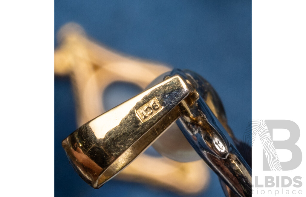 Vintage 9ct Yellow Gold Oval Opal Pendant and 9ct 3-Tone Dolphin Pendant with Pearl - 3.79gms