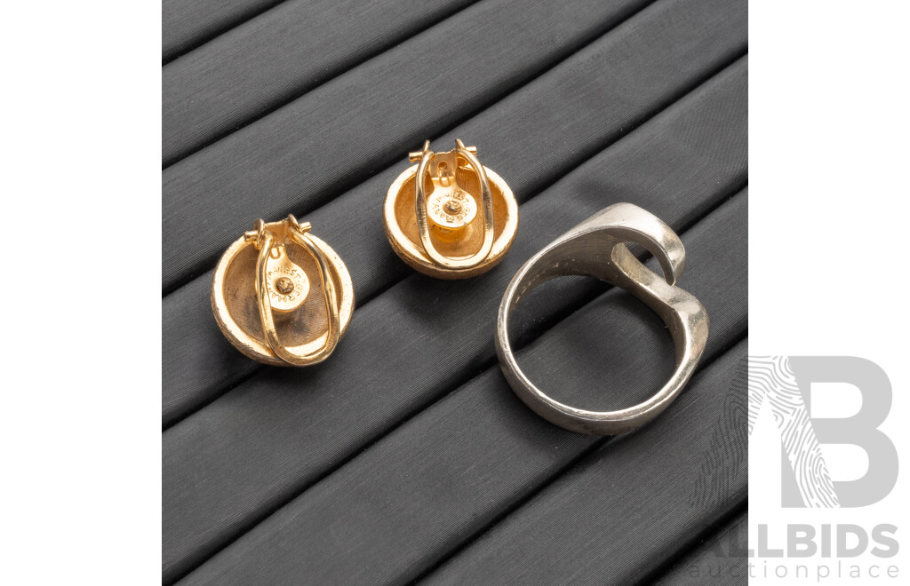 925 Sterling Silver Wave Ring and Gold Tone Clip-on Earrings - Size S