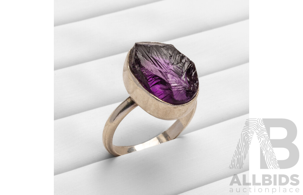 925 Sterling Silver and Uncut Oval Natural Amethyst Ring - Size M