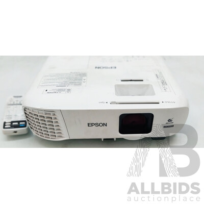 Epson (EB-2247U) WXGA Ultra Short Throw Projector
