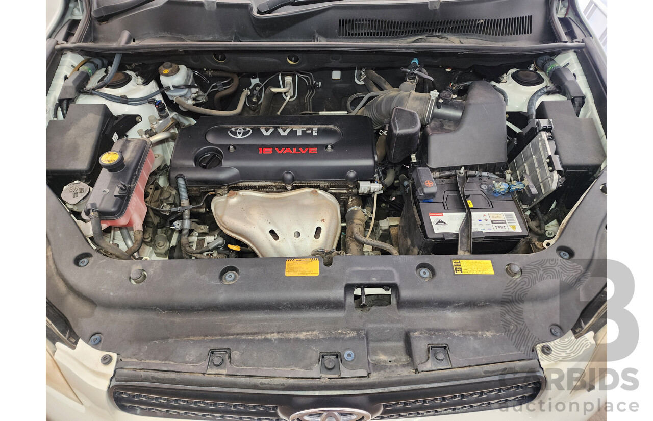 9/2006 Toyota Rav4 CV (4x4) ACA33R 4d Wagon White 2.4L