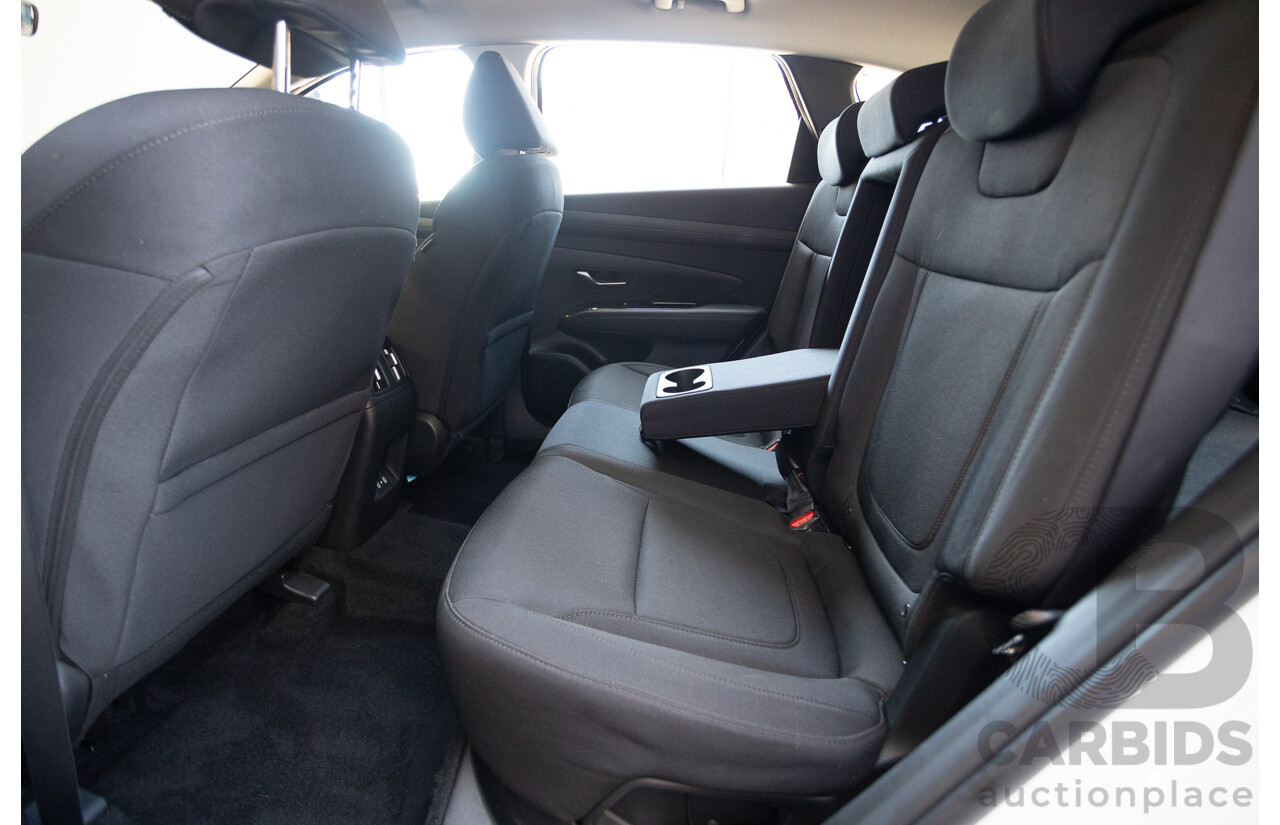 5/2024 Hyundai Tucson NX4.V3 MY25 4d Wagon White Cream Turbo 2.0L