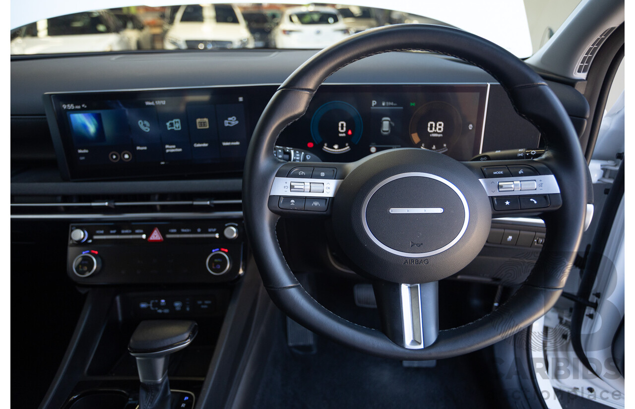 5/2024 Hyundai Tucson NX4.V3 MY25 4d Wagon White Cream Turbo 2.0L