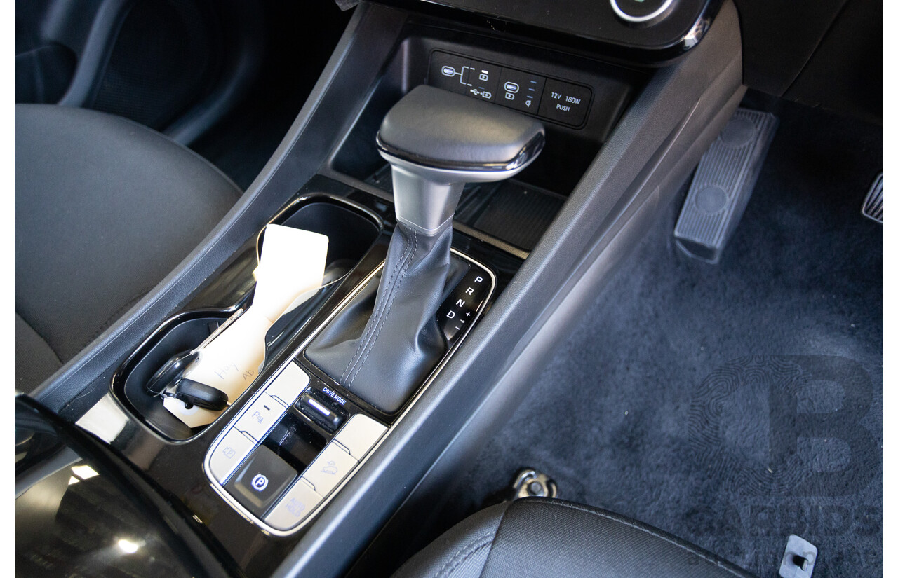 5/2024 Hyundai Tucson NX4.V3 MY25 4d Wagon White Cream Turbo 2.0L