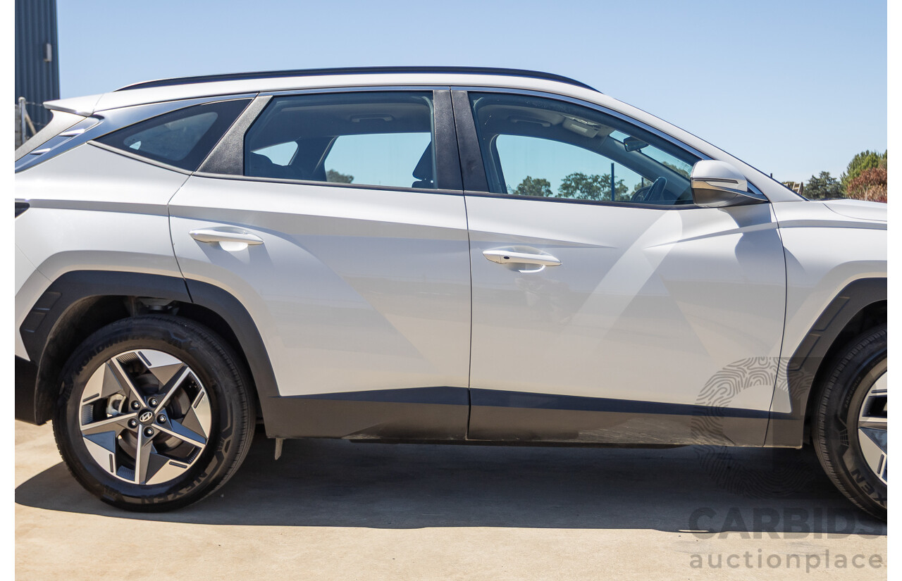 5/2024 Hyundai Tucson NX4.V3 MY25 4d Wagon White Cream Turbo 2.0L