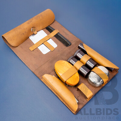 Vintage Men's Grooming Kit in Leather Case