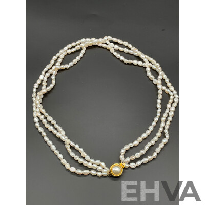 Freshwater Pearl Necklace and Bracelet Set