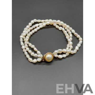 Freshwater Pearl Necklace and Bracelet Set