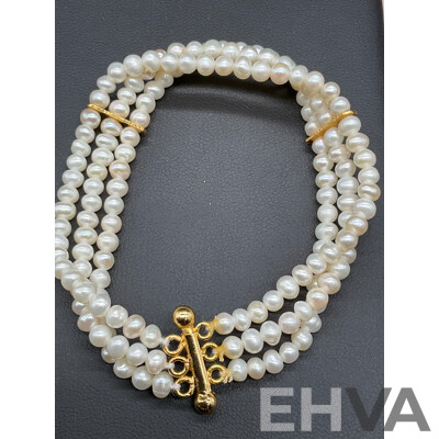 Freshwater Pearl Necklace, Bracelet & Earring Set