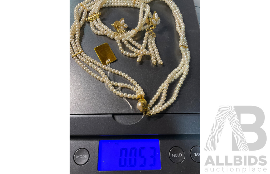 Freshwater Pearl Necklace, Bracelet & Earring Set