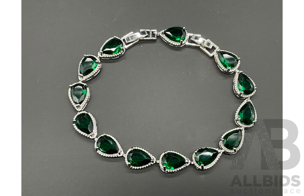 Green Tone Necklace, Bracelet, Ring & Earring Set