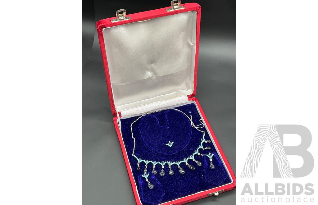 Turquoise and Iolite Teardrop Stones Necklace, Ring & Earring Set