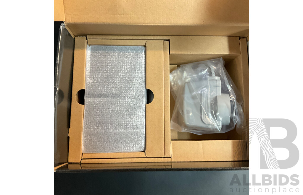 NINTENDO 3DS Cosmos Black Console