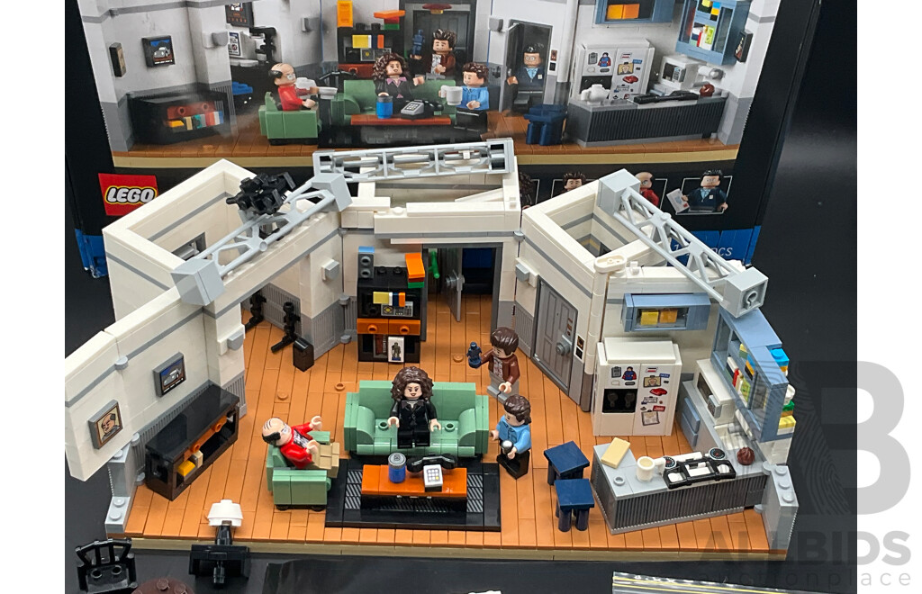 LEGO Ideas SEINFELD (21328) Building Kit
