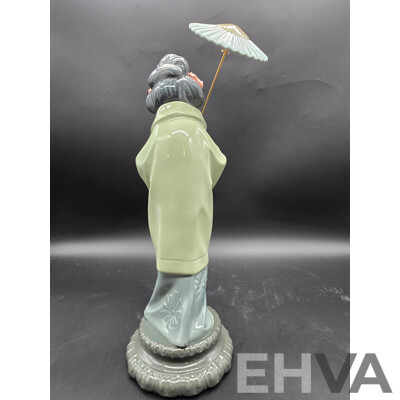 Lladro Japonesita Sombrilla Geisha Figurine – Model 4988