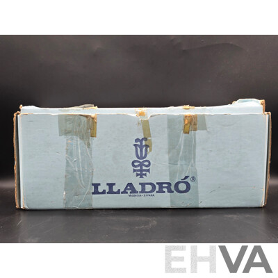 Lladro Japonesita Sombrilla Geisha Figurine – Model 4988