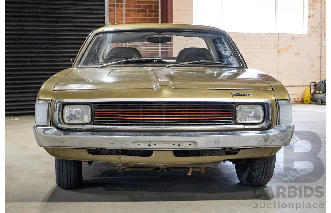 11/1972 Chrysler VH Valiant Pacer 4d Sedan Citron Gold Metallic Hemi 265ci 4.3L