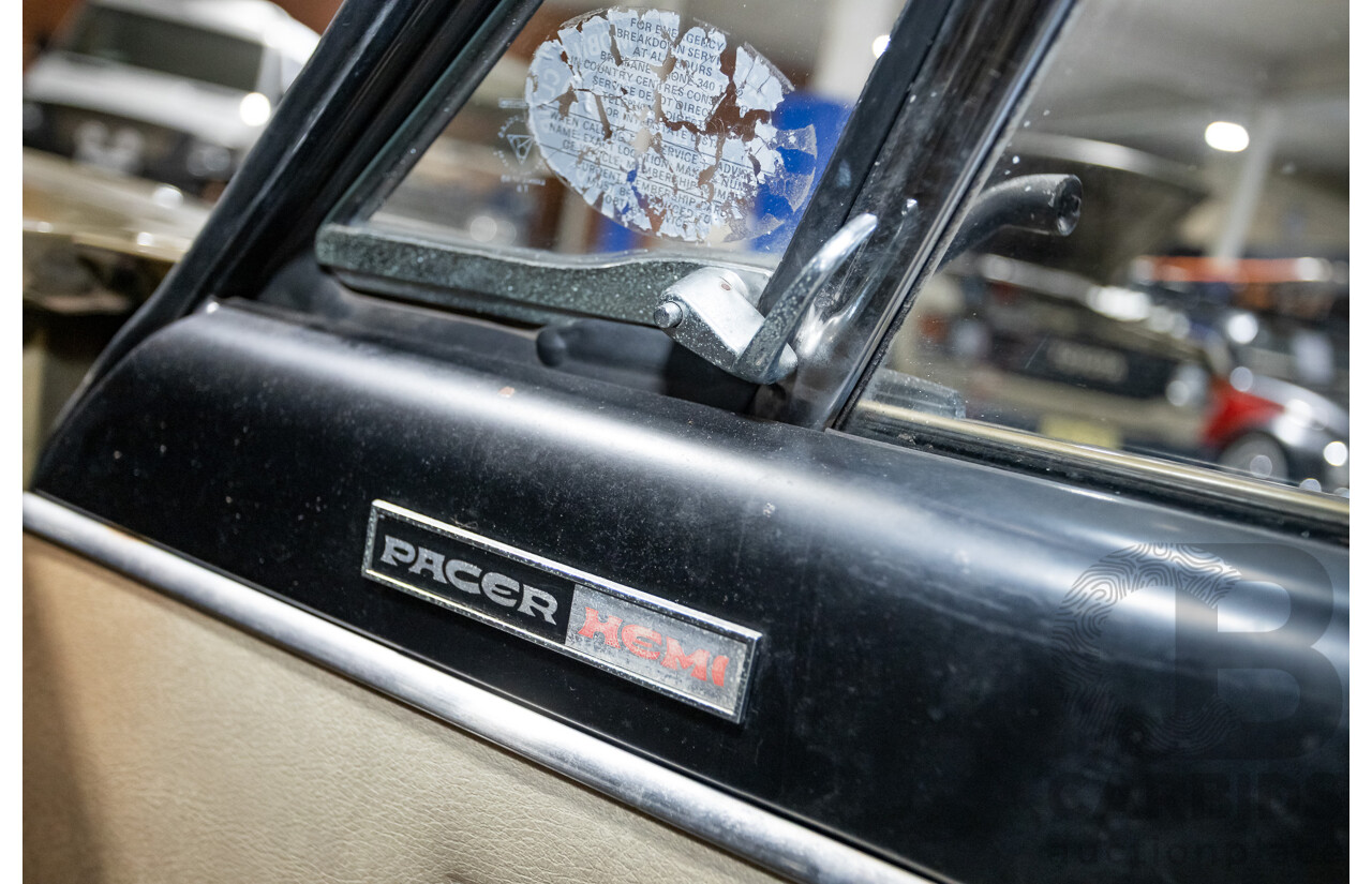 11/1972 Chrysler VH Valiant Pacer 4d Sedan Citron Gold Metallic Hemi 265ci 4.3L