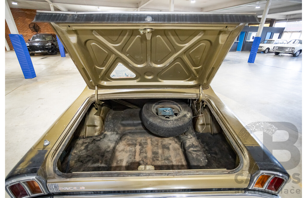 11/1972 Chrysler VH Valiant Pacer 4d Sedan Citron Gold Metallic Hemi 265ci 4.3L