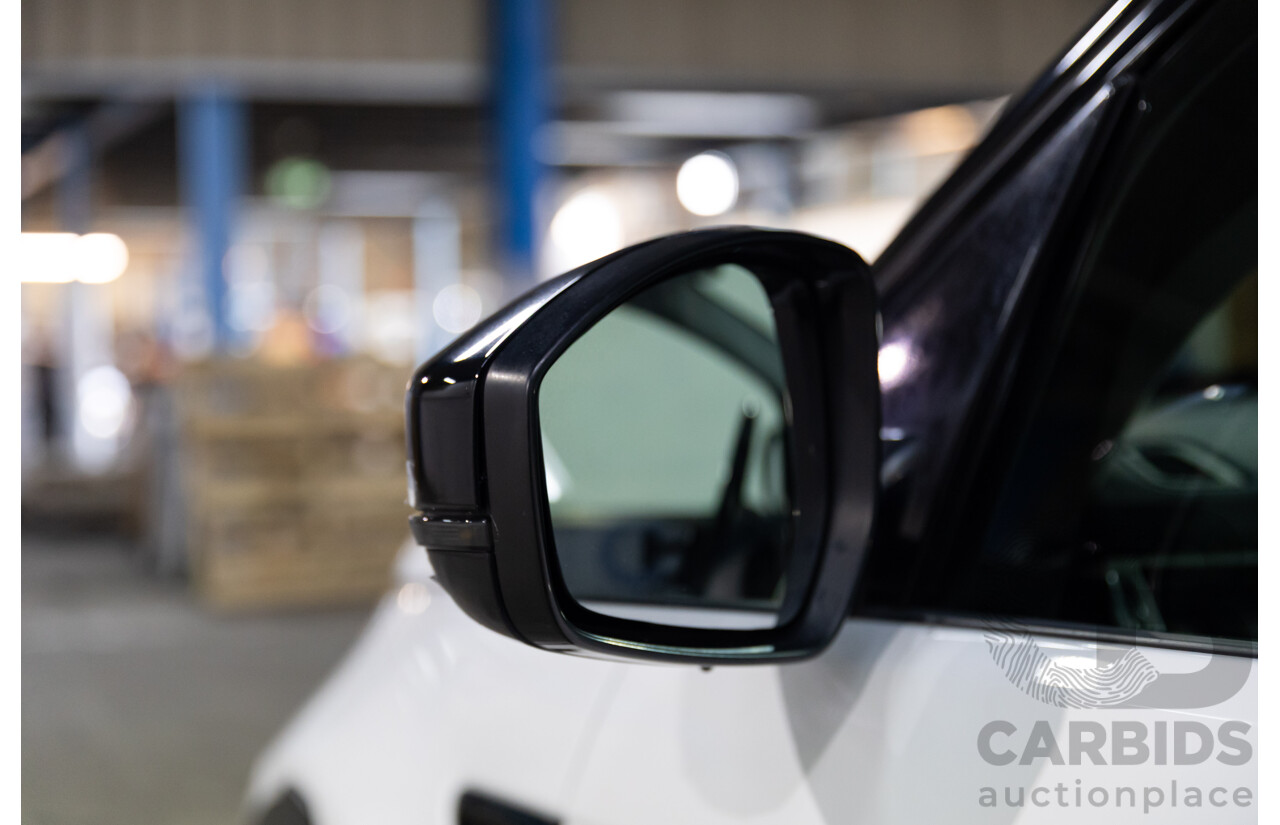 01/2019 Land Rover Discovery Sport Si4 SE (213kW AWD) L550 MY19 4d Wagon Fuji White/Black Roof Turbo 2.0L