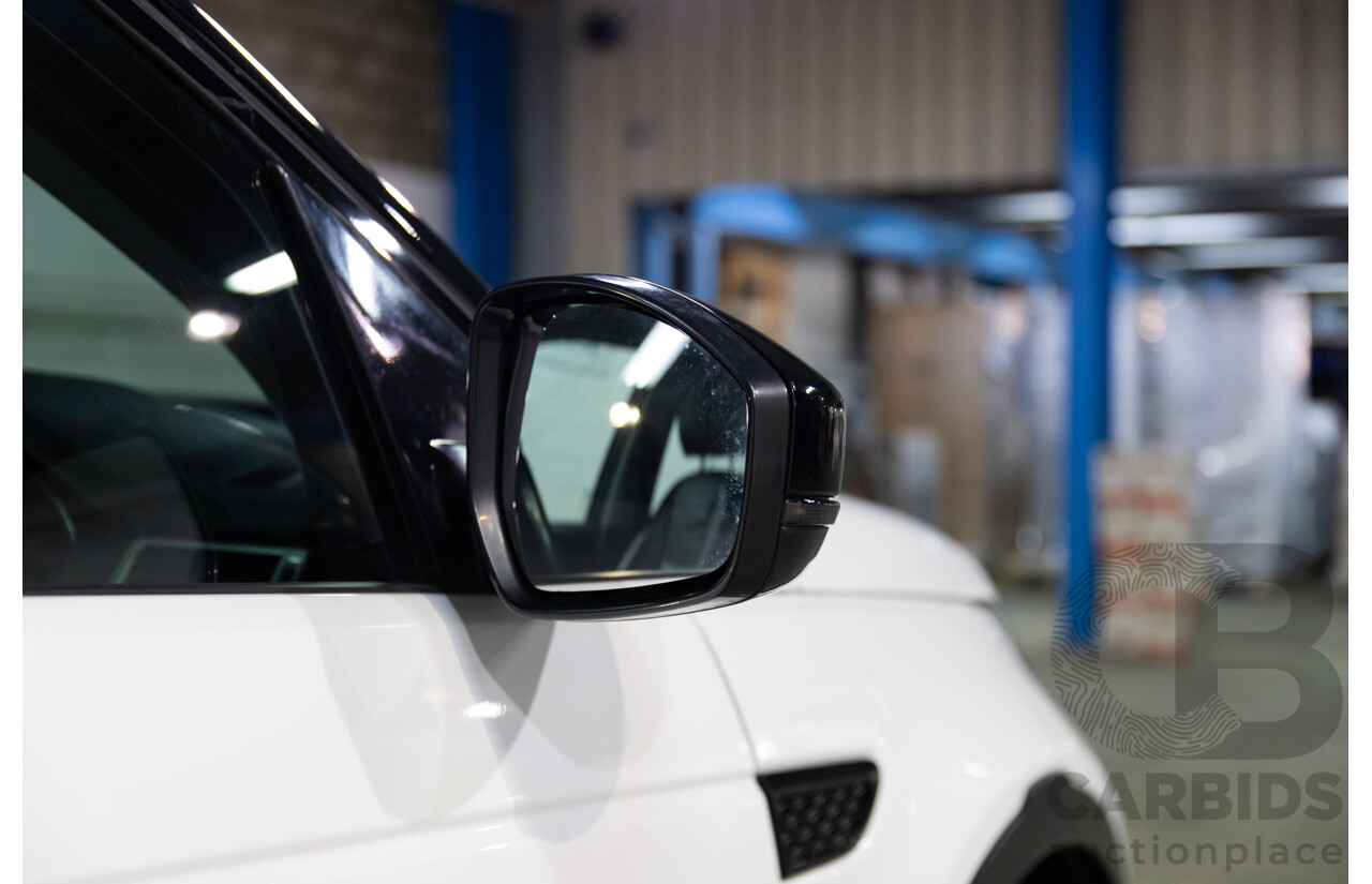 01/2019 Land Rover Discovery Sport Si4 SE (213kW AWD) L550 MY19 4d Wagon Fuji White/Black Roof Turbo 2.0L