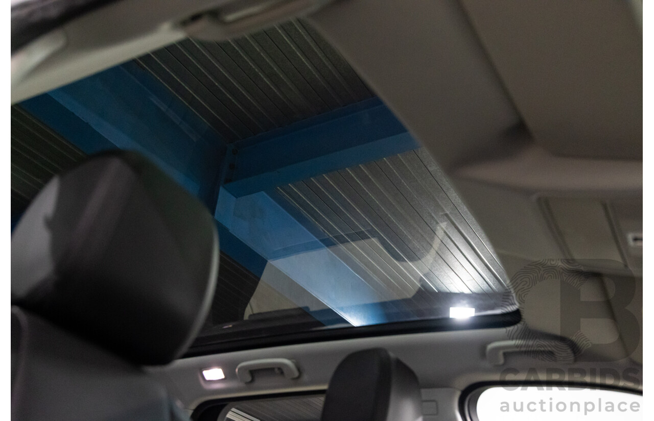 01/2019 Land Rover Discovery Sport Si4 SE (213kW AWD) L550 MY19 4d Wagon Fuji White/Black Roof Turbo 2.0L