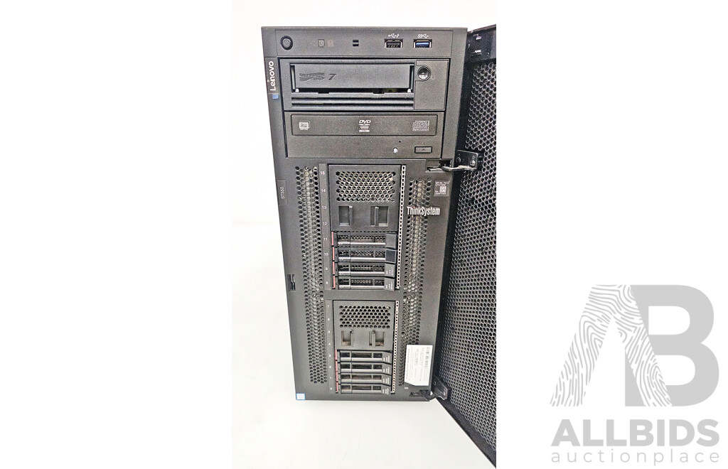 Lenovo ThinkSystem ST550 Intel Xeon Silver (4114) 2.20GHz - 3.00GHz 10-Core CPU Tower Server