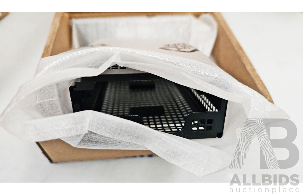 Assorted Lot of Hard Drives & Computer Parts