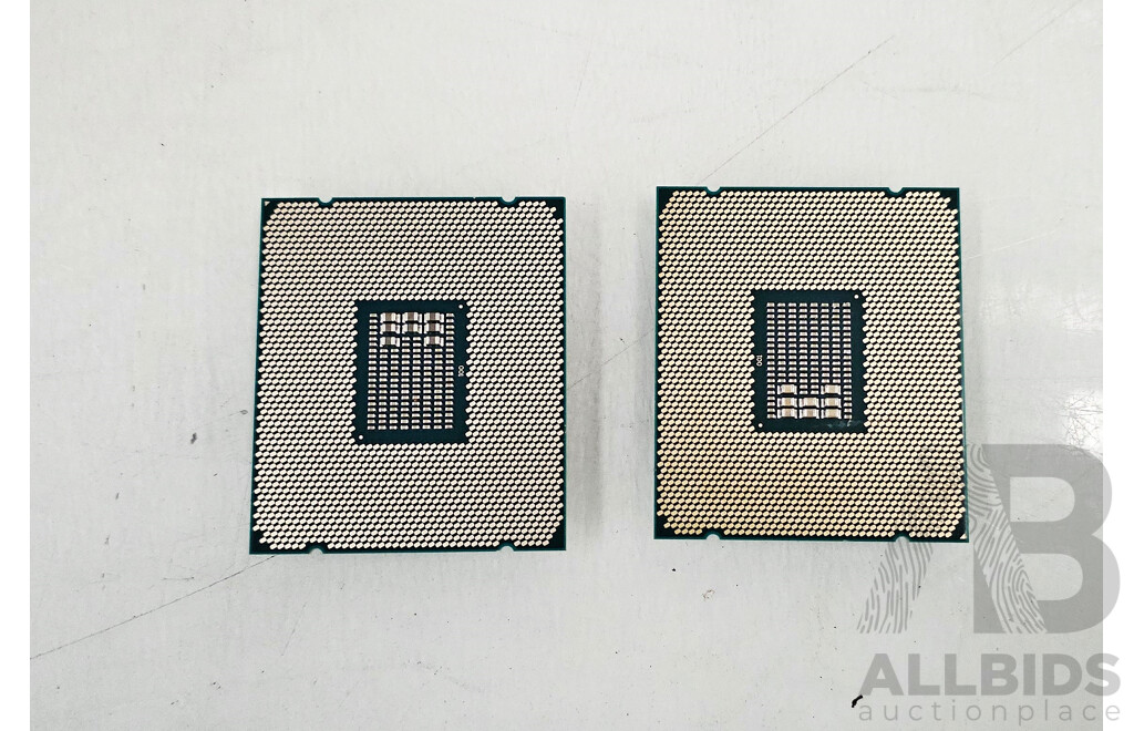 Assorted Lot of Hard Drives & Computer Parts