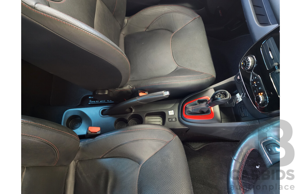 6/2014 Renault Clio RS 200 Sport Trophy X98 5d Hatchback White 1.6L