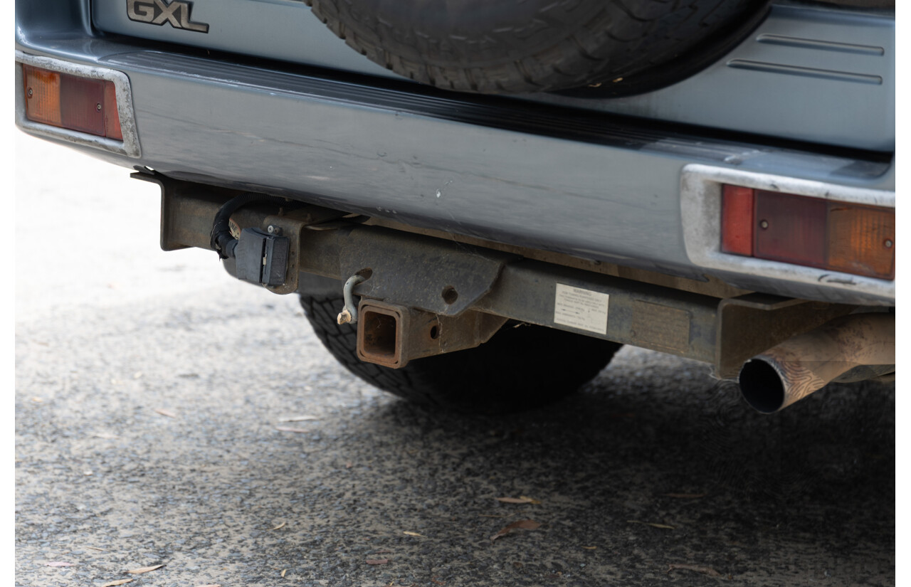 10/2000 Toyota Landcruiser Prado GXL (4x4) KZJ95R 4d Wagon Black Onyx Turbo Diesel 3.0L