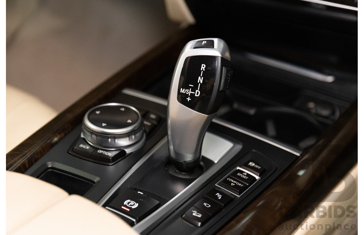 11/2013 BMW X5 xDrive30d Performance Edition E70 MY12 4d Wagon Sophisto Grey Brilliant Effect Metallic Turbo Diesel 3.0L