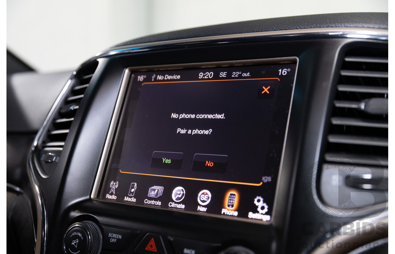 9/2015 Jeep Grand Cherokee Limited (4x4) WK MY15 4d Wagon Bright White Turbo Diesel V6 3.0L