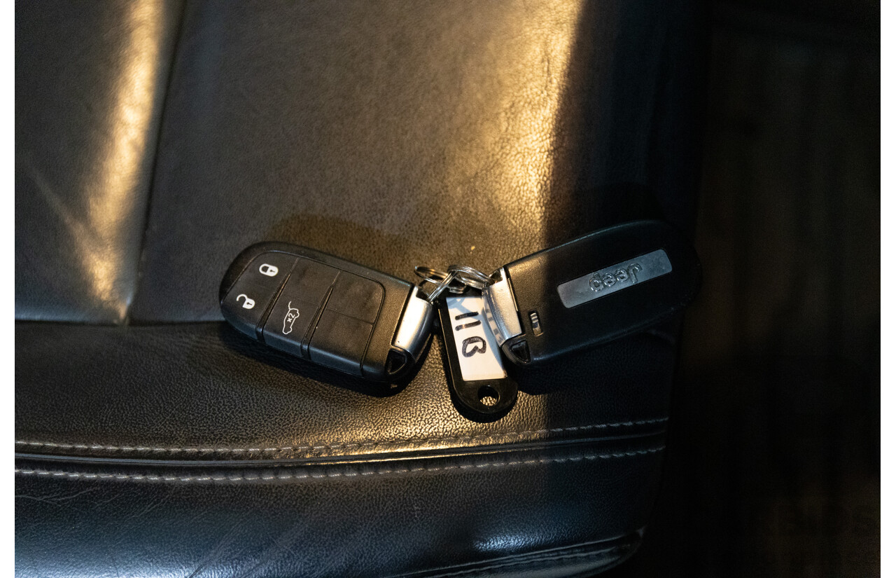 9/2015 Jeep Grand Cherokee Limited (4x4) WK MY15 4d Wagon Bright White Turbo Diesel V6 3.0L