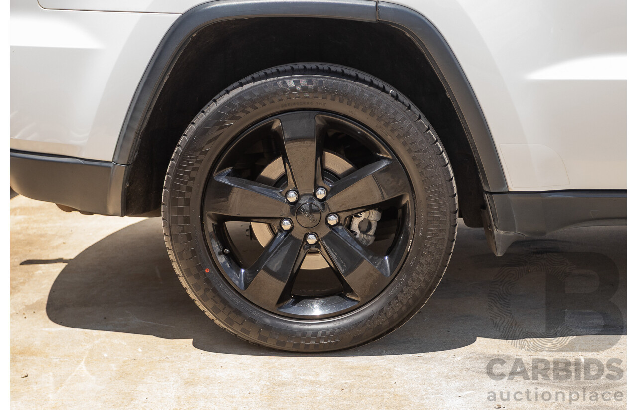 9/2015 Jeep Grand Cherokee Limited (4x4) WK MY15 4d Wagon Bright White Turbo Diesel V6 3.0L