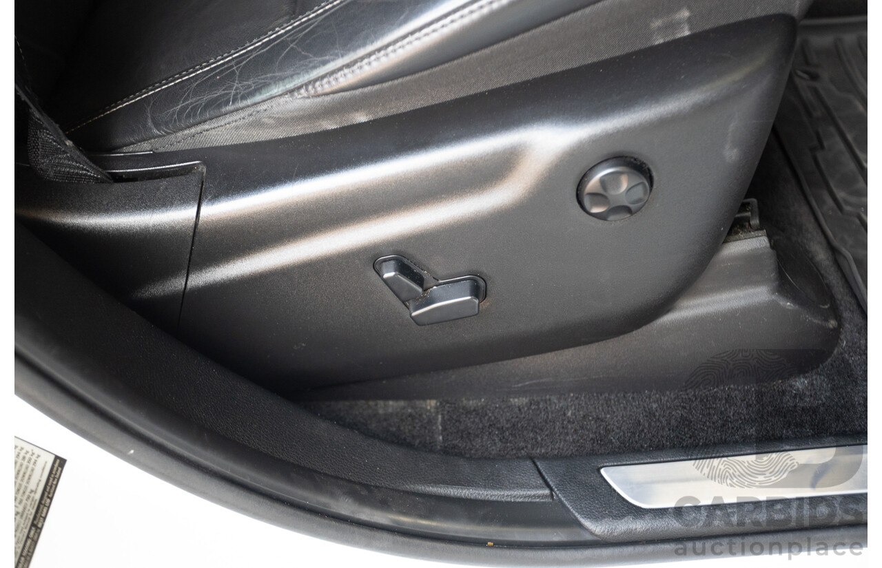 9/2015 Jeep Grand Cherokee Limited (4x4) WK MY15 4d Wagon Bright White Turbo Diesel V6 3.0L