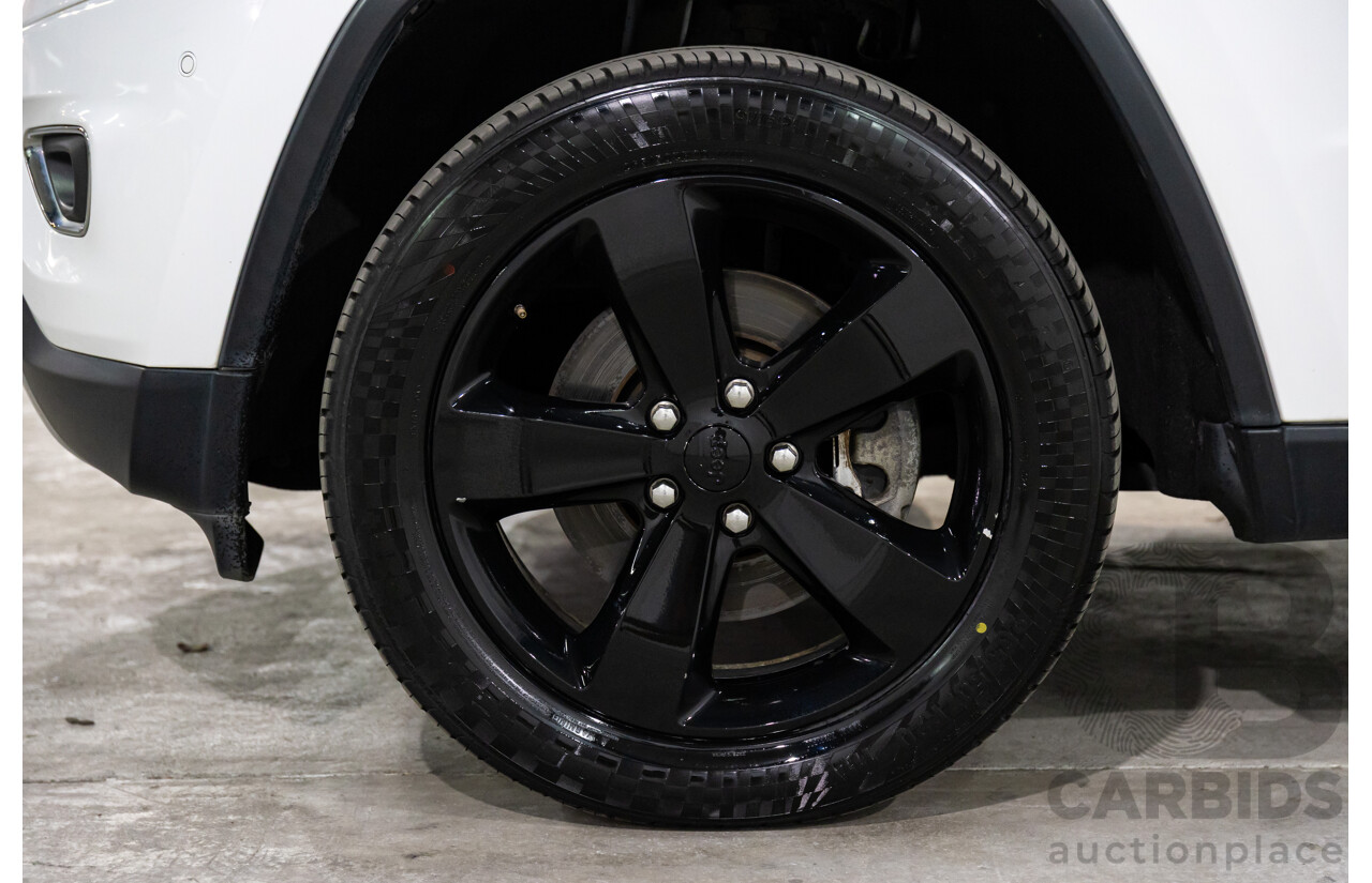 9/2015 Jeep Grand Cherokee Limited (4x4) WK MY15 4d Wagon Bright White Turbo Diesel V6 3.0L