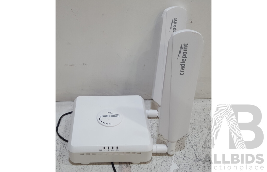 Cradlepoint (S4A452A) 4G LTE Cellular Broadband Router PoE w/ Power Supply