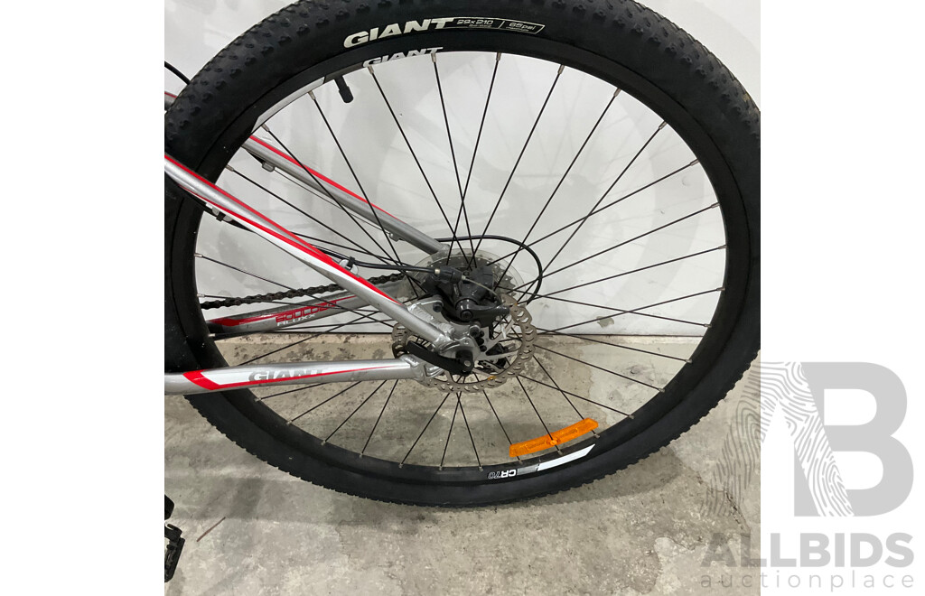 Giant Boulder Bike - Size M - ALUXX 6000 Series Butted Tubing