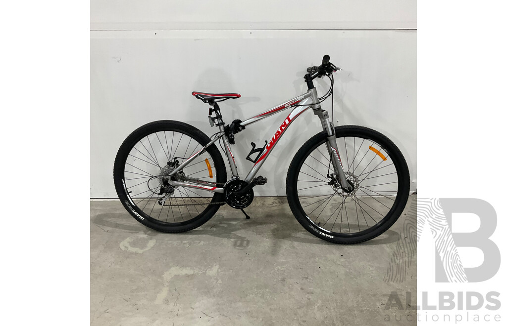Giant Boulder Bike - Size M - ALUXX 6000 Series Butted Tubing